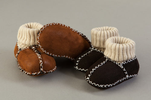 Baby-Schuhe mit Strickbund